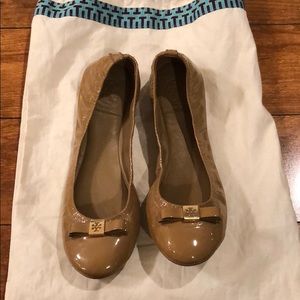 NWOT Tory Burch Patent Leather Eddie Flats